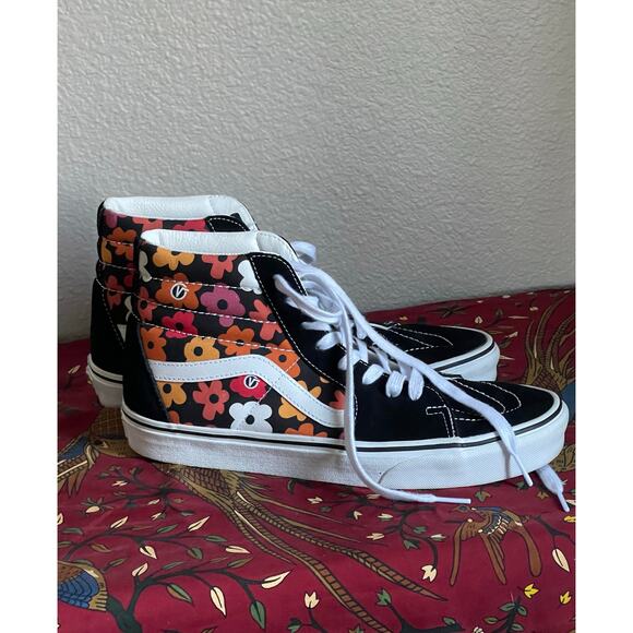 Vans Sk8-Hi Flower Black Multi
High Top Shoes Men\'s Size 10 main image 8